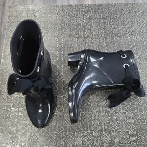 🐢 Kate Spade Patty Rain Boots With Tie. Black Size 5